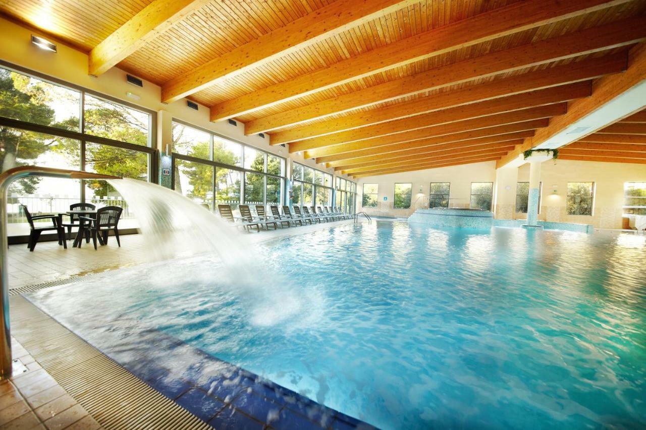 Villa Adriatic - Hotel & Resort Adria Анкаран Екстер'єр фото